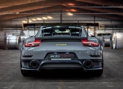 米兰体育app-跨界狂想，当穆勒在F1街道赛接管比赛，洪都拉斯末节带走那不勒斯