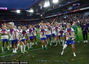 米兰,-英格兰女足士气高昂，将对手锁定目标