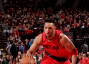 ac米兰体育官网-开拓者惜败爵士，劳尔独得27分