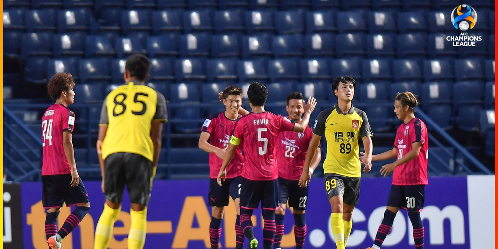 江苏足球俱乐部遭遇连败,球队面临压力 江苏足球俱乐部遭遇连败,球队面临压力