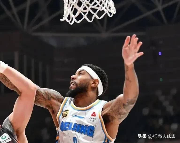 牛津联防守坚固，取得关键胜利