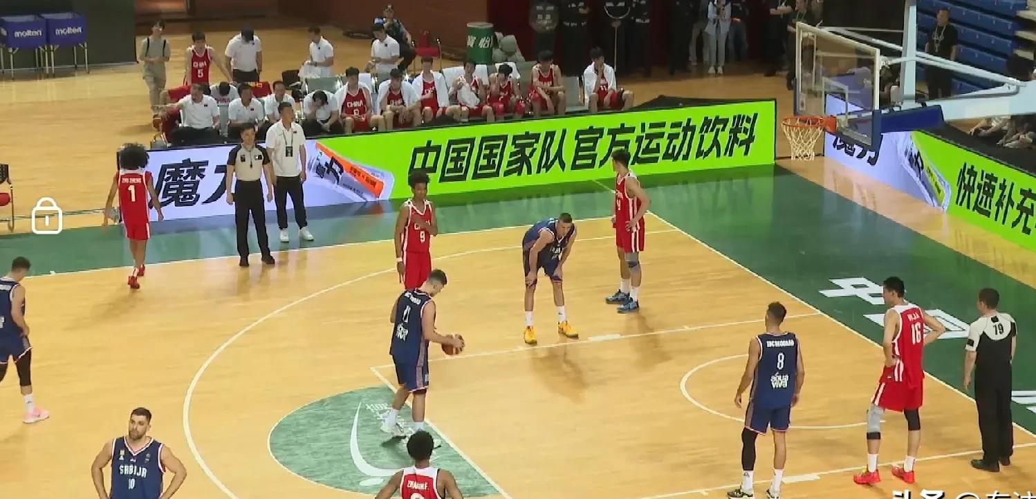 历史性时刻，球队在比赛中开创新纪录