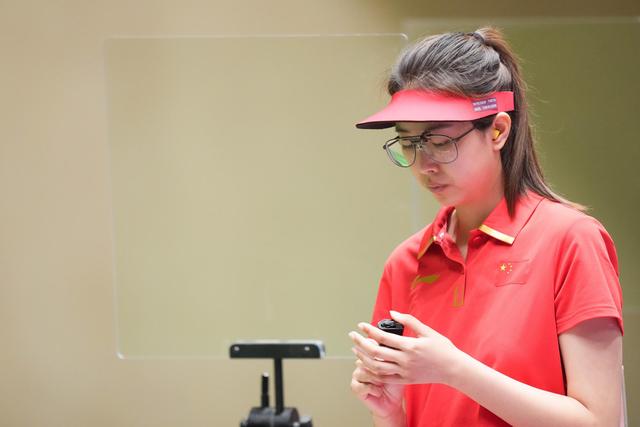 澳大利亚射击选手创造佳绩,领跑 澳大利亚射击选手创造佳绩,领跑