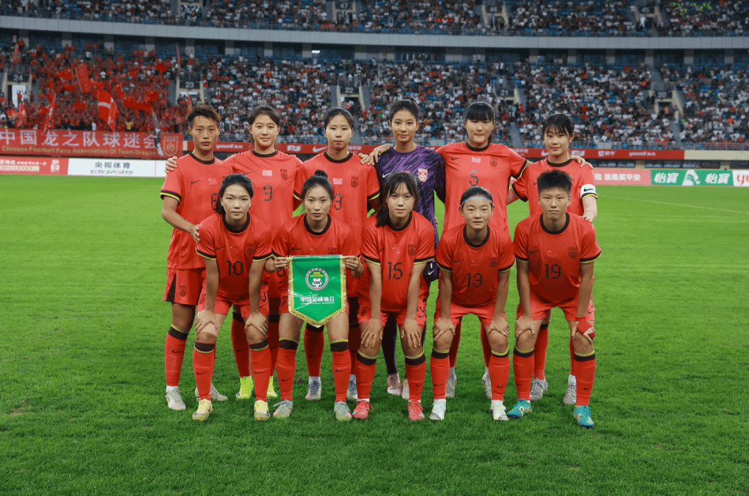 包含女足国家队士气高涨备战比赛的词条 包含女足国家队士气高涨备战比赛的词条