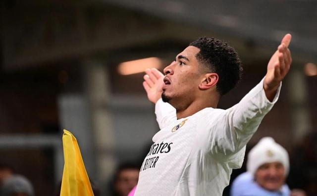 包含雷丁客场惊险逆转,为欧冠出线增添希望的词条 包含雷丁客场惊险逆转,为欧冠出线增添希望的词条