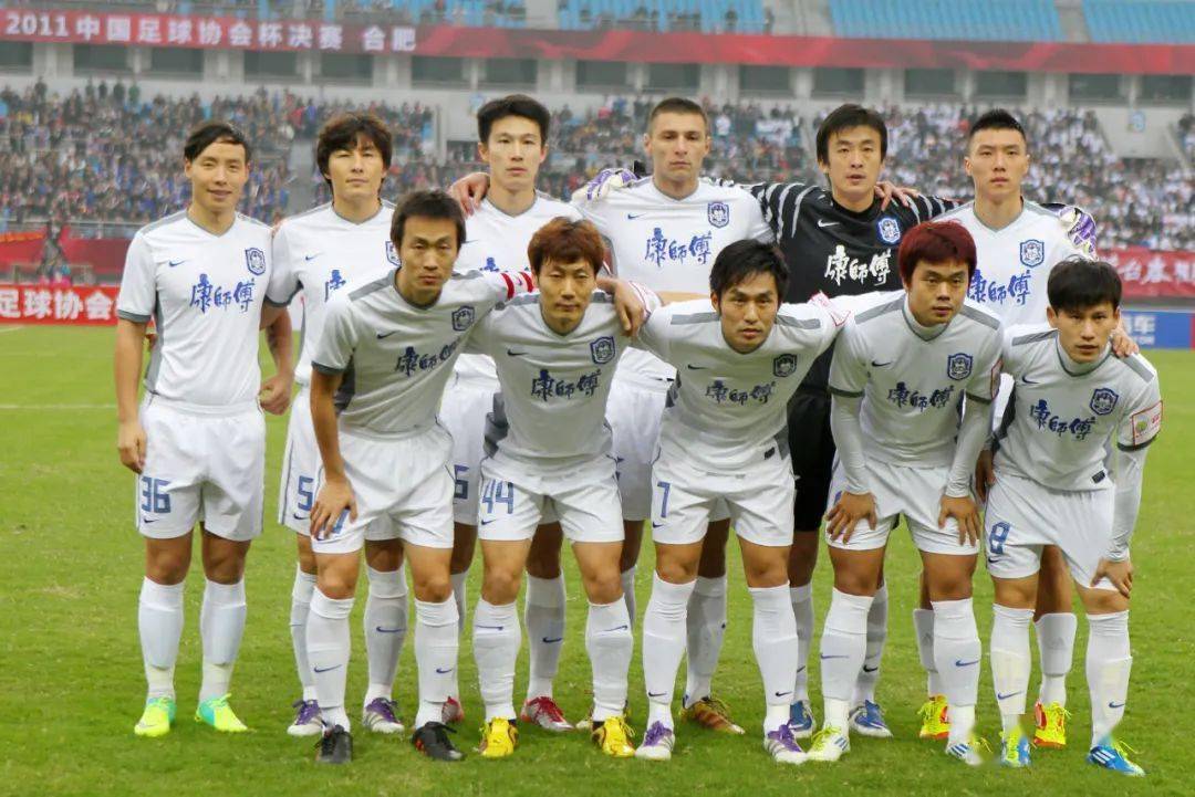 热血竞技河南建业对阵天津泰达，冠军之路