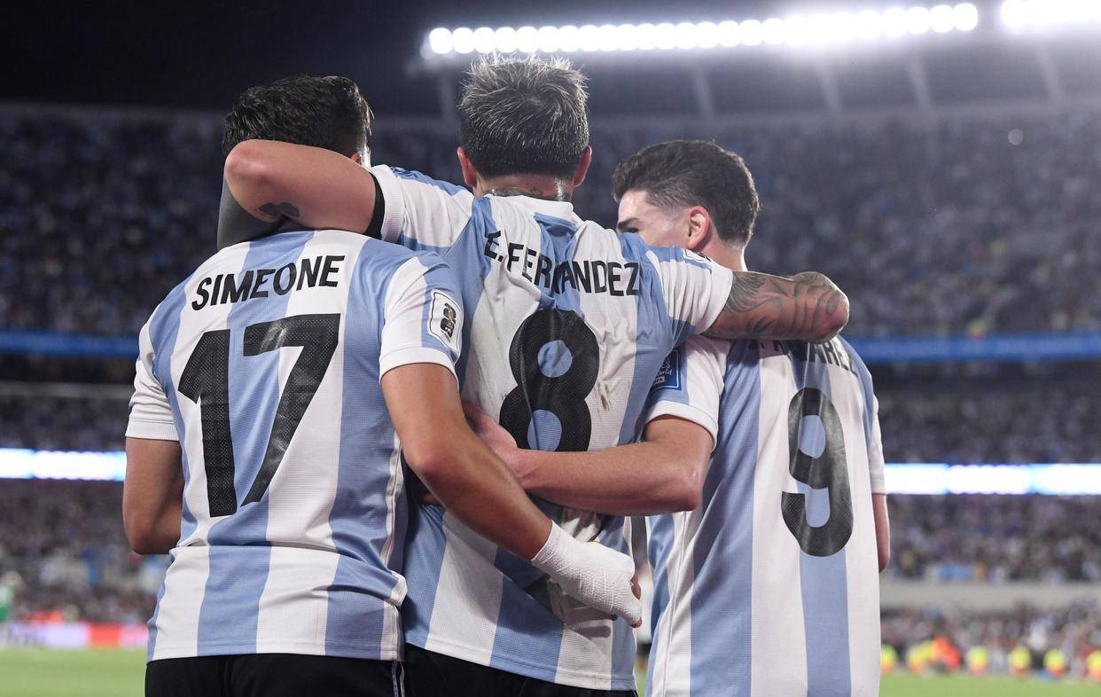 包含阿根廷球星领衔柏林雄鹰斩获胜仗的词条 包含阿根廷球星领衔柏林雄鹰斩获胜仗的词条