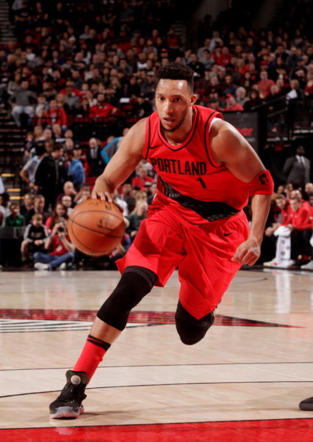 开拓者惜败爵士,劳尔独得27分 开拓者惜败爵士,劳尔独得27分