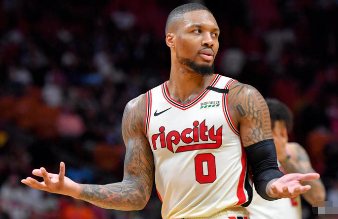 开拓者惜败爵士,劳尔独得27分 开拓者惜败爵士,劳尔独得27分