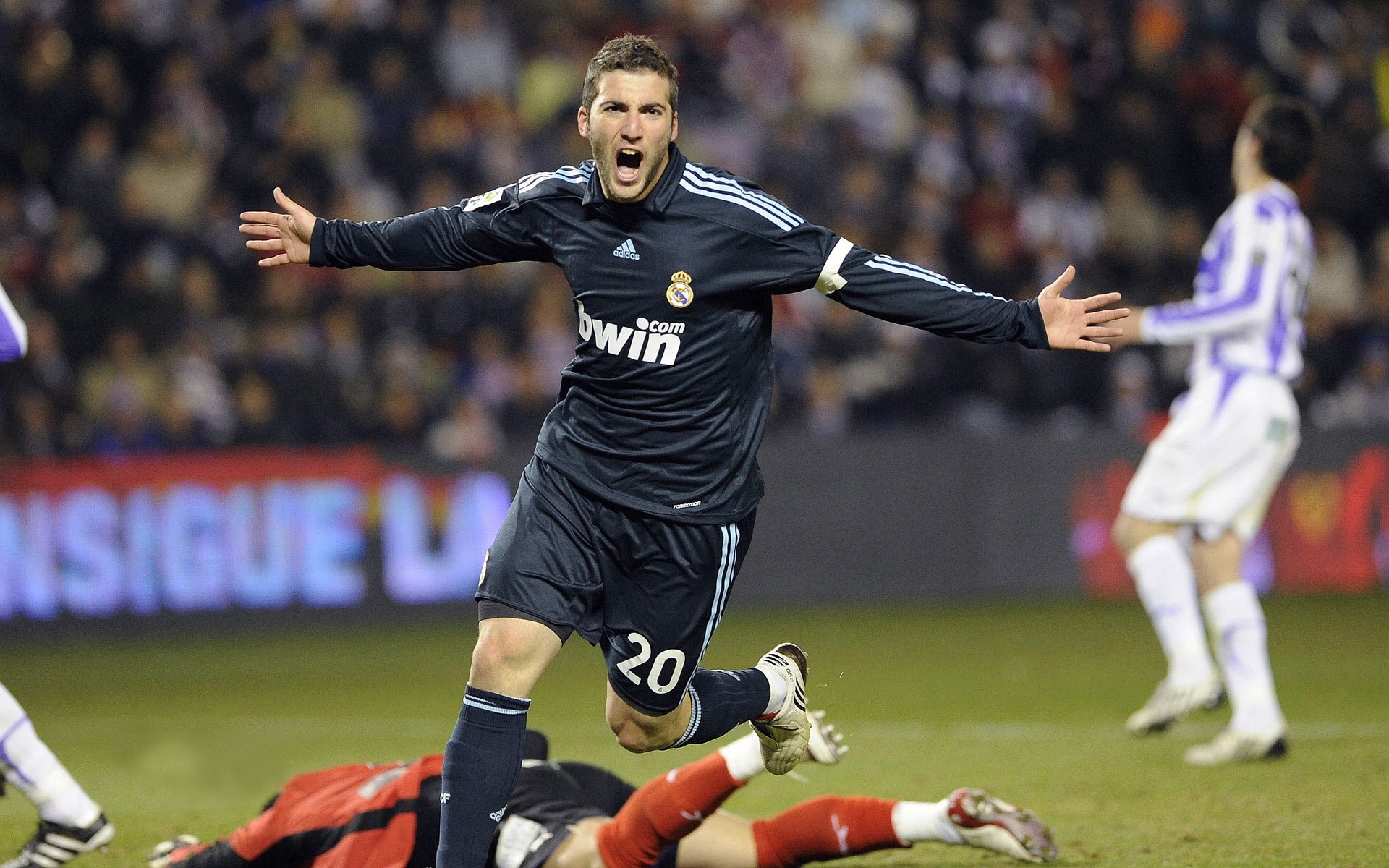 西决生死战之夜,德罗赞大场面先生